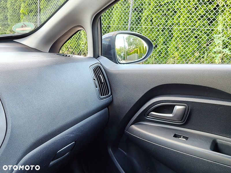 Kia Rio 1.2 Dream-Team Edition - 22
