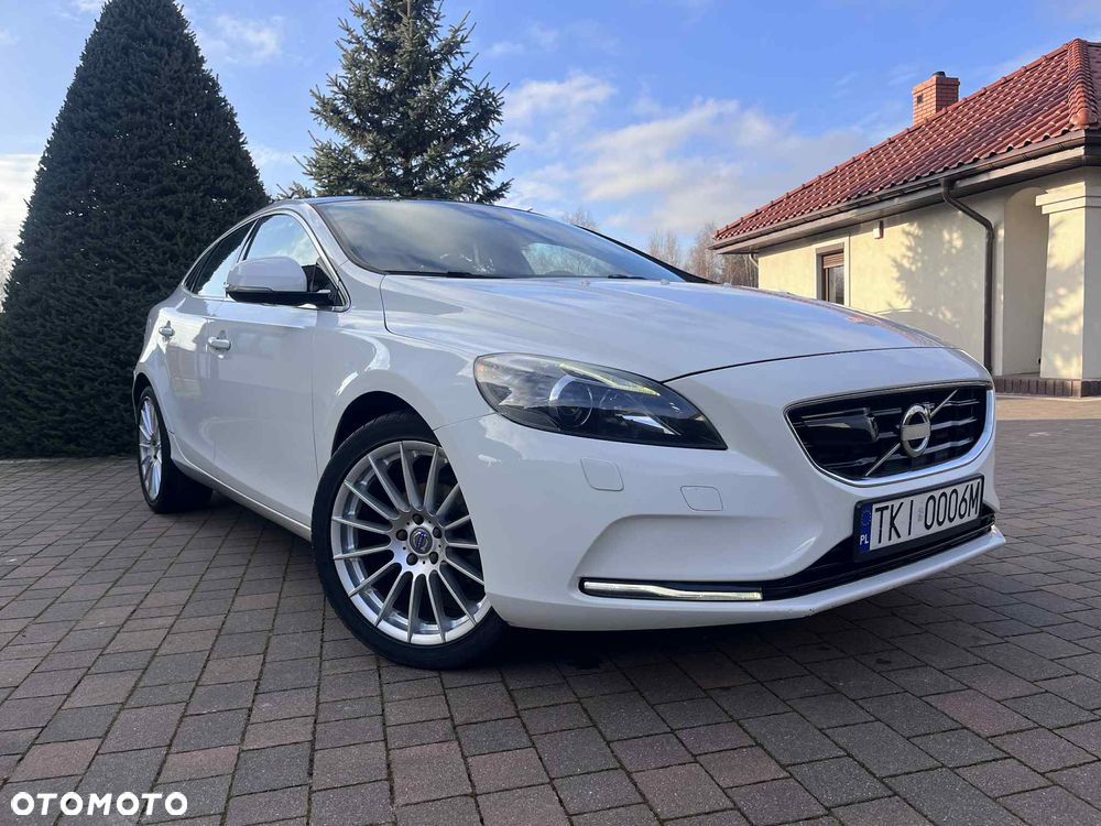Volvo V40 D2 Momentum - 32