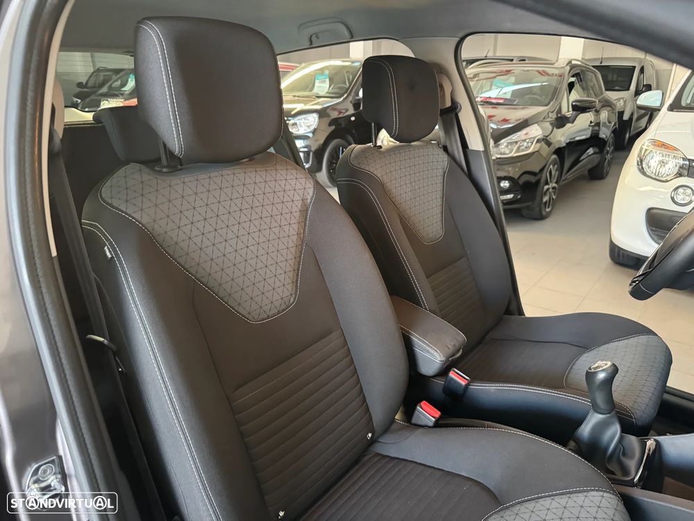 Renault Clio 1.5 dCi Luxe - 18