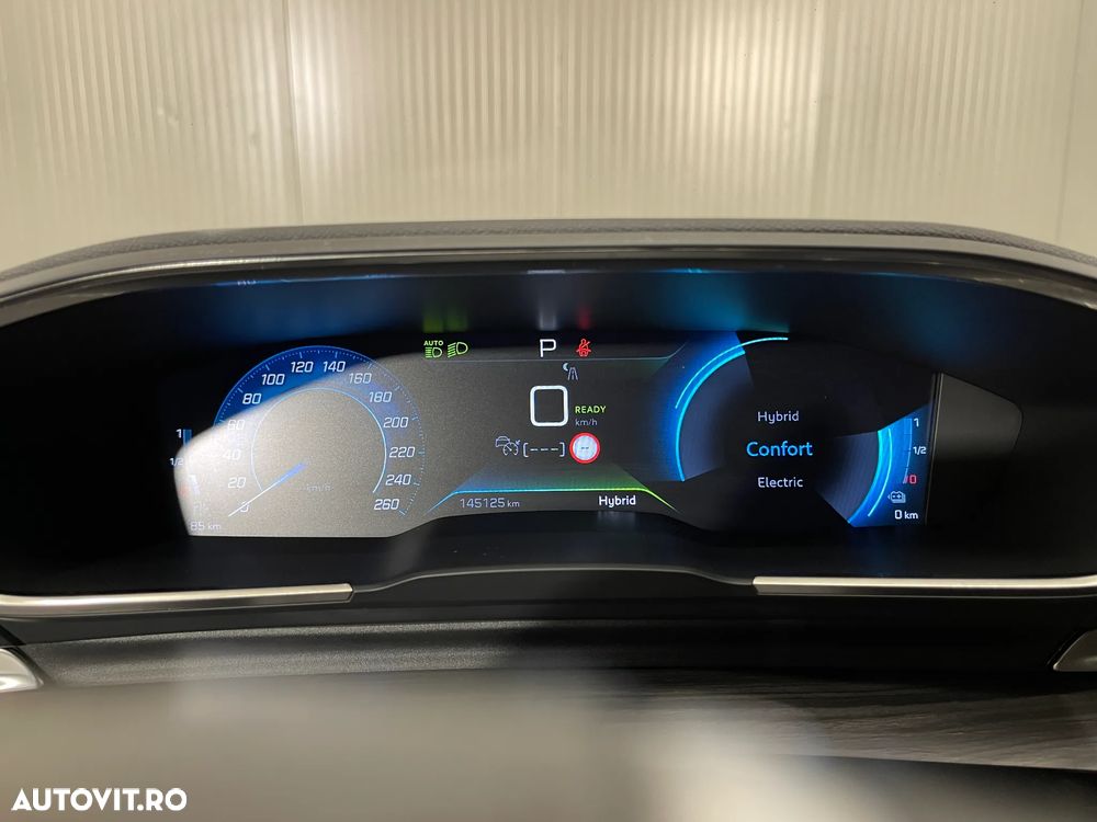 Peugeot 508 SW Plug-In Hybrid 225 e-EAT8 GT - 36