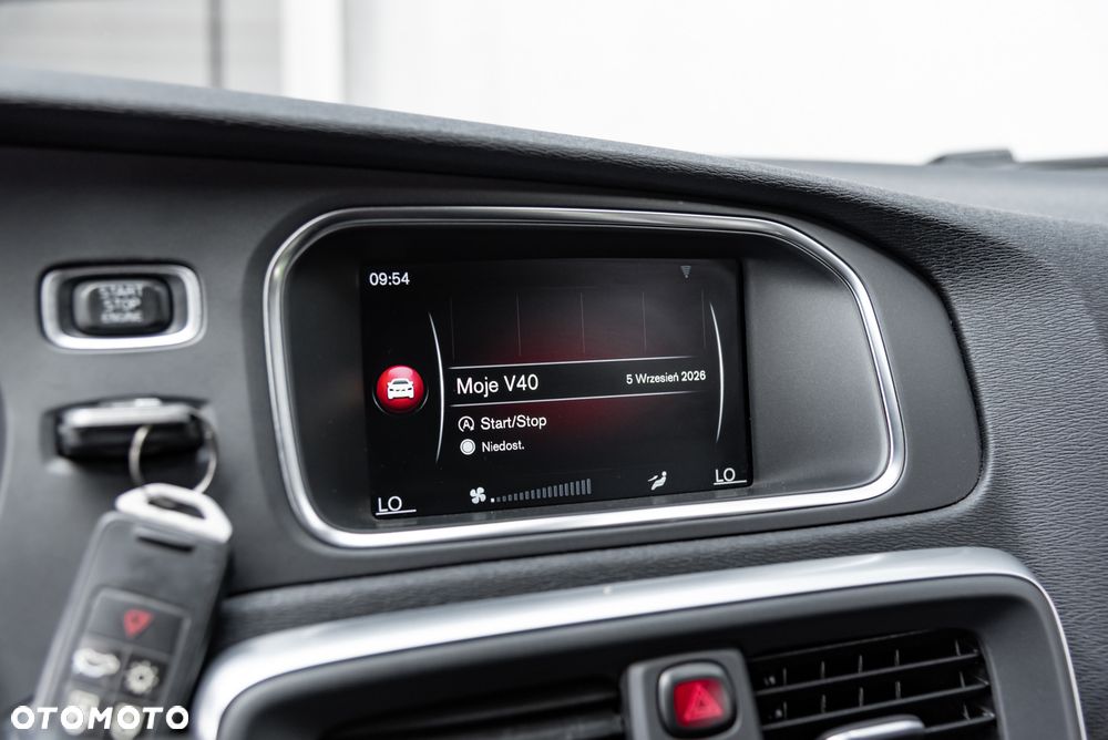 Volvo V40 D2 Drive-E Momentum - 26
