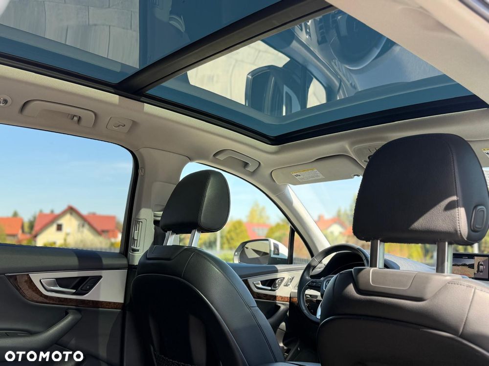 Audi Q7 - 11
