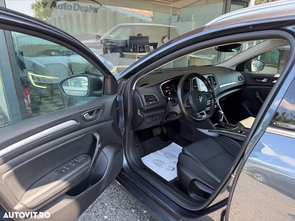 Renault Megane E-TECH 160 INTENS - 7