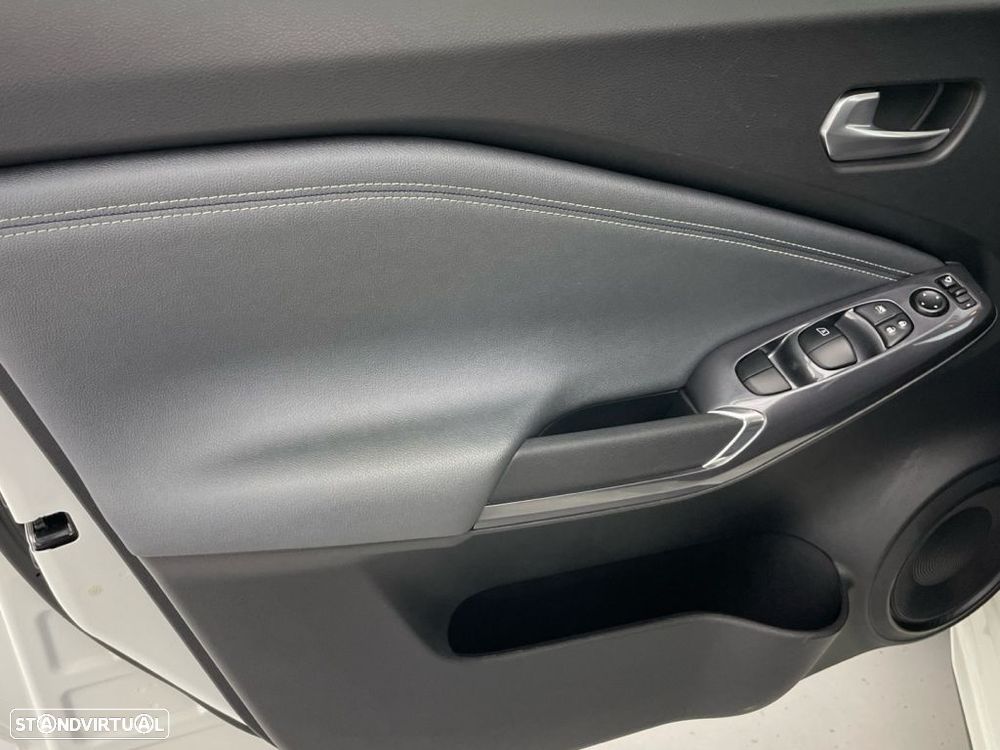 Nissan Juke 1.0 DIG-T N-Connecta - 17