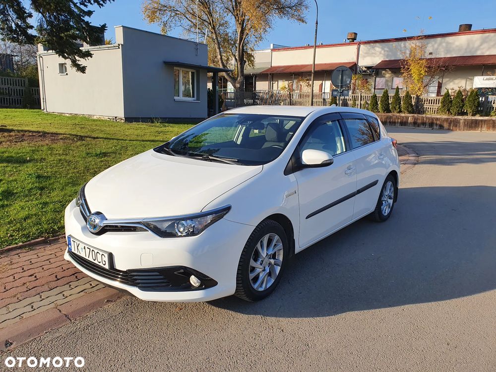 Toyota Auris - 2