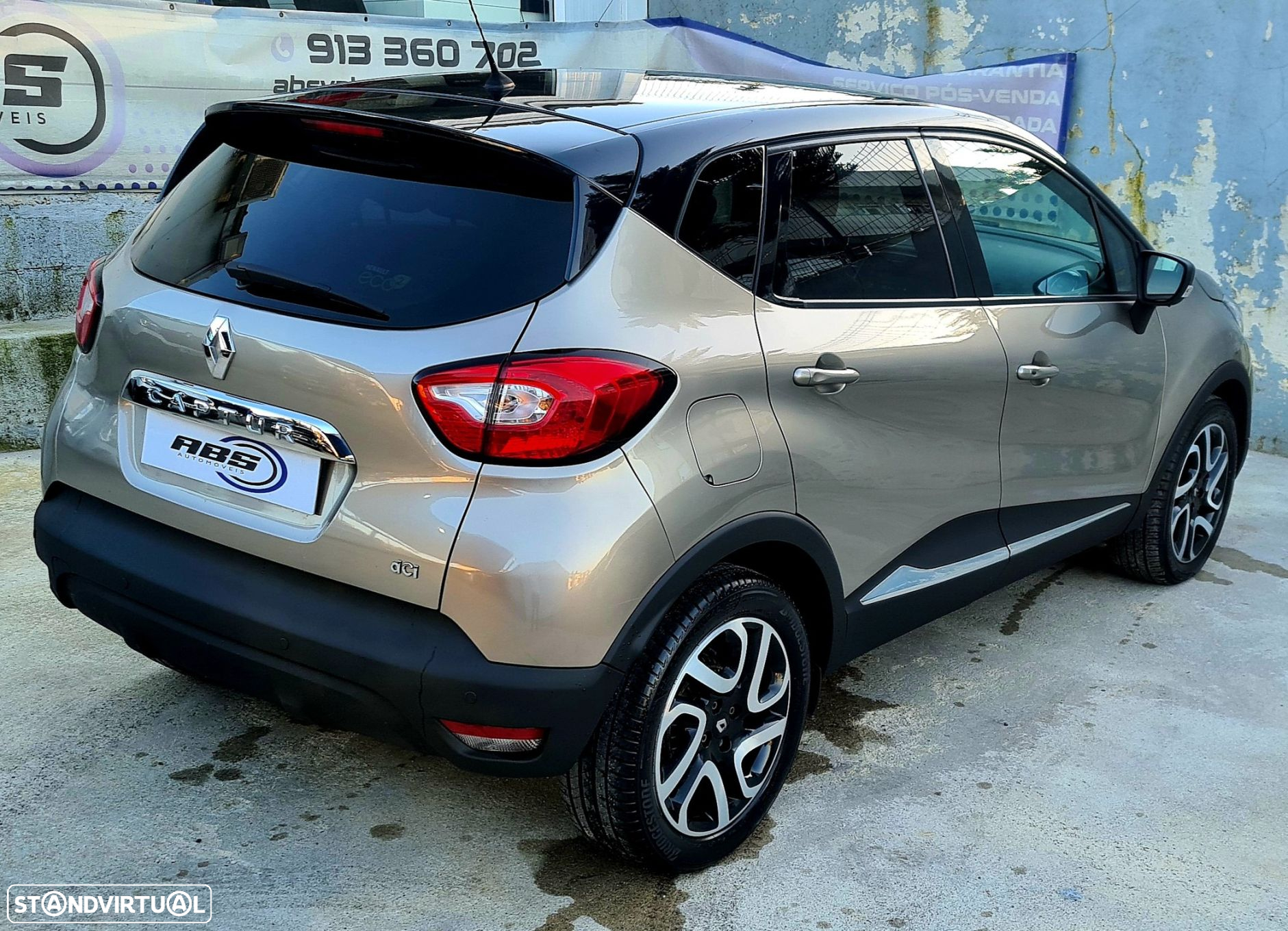 Renault Captur 1.5 dCi Exclusive - 4