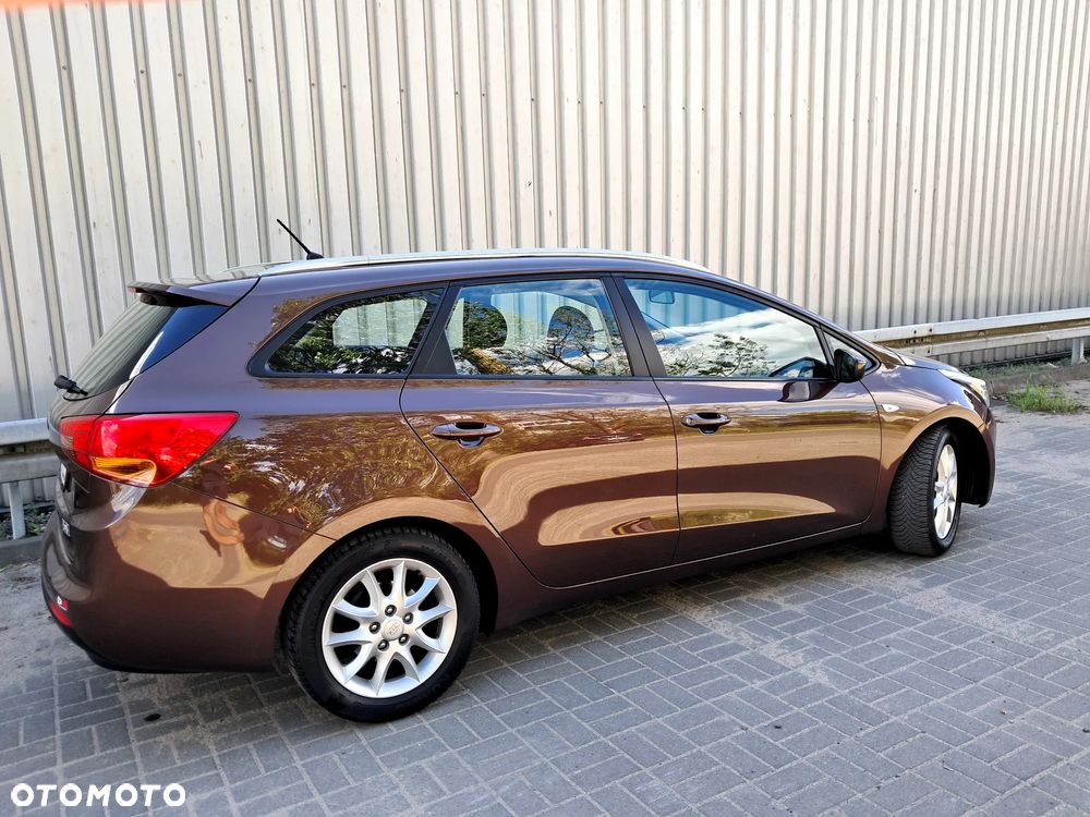 Kia Ceed 1.6 GDI Edition 7 - 16