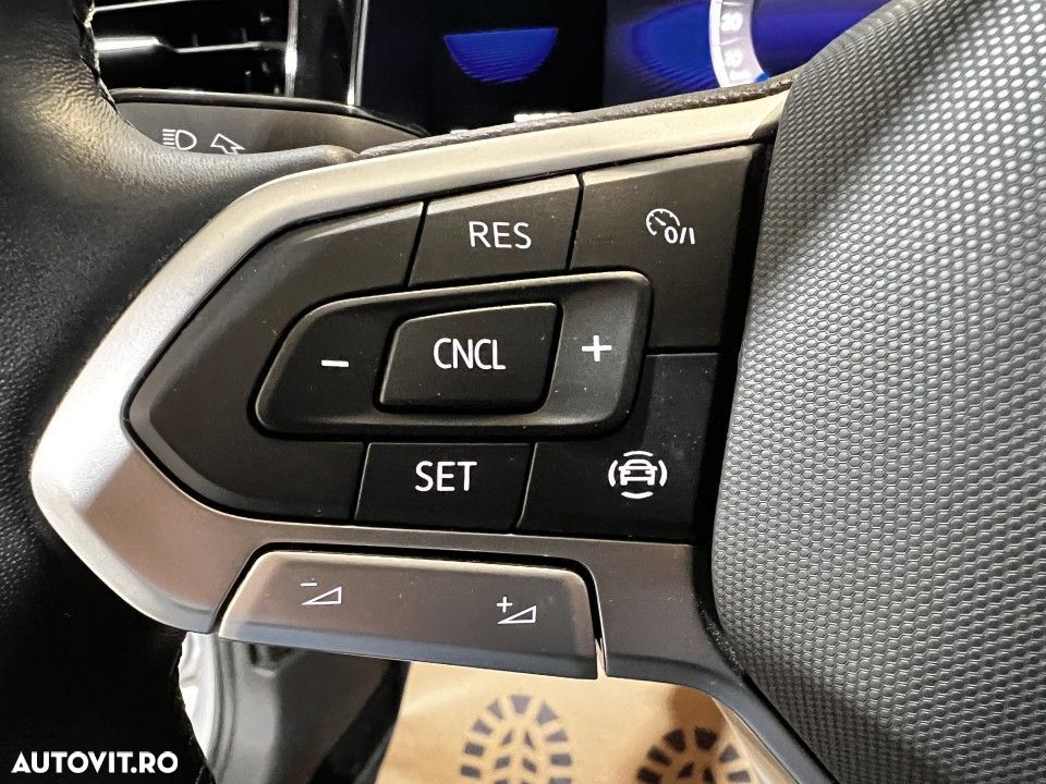 Volkswagen Polo - 12