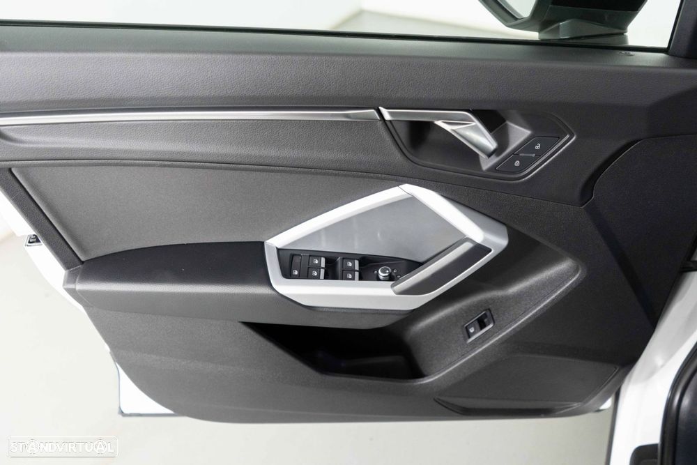 Audi Q3 45 TFSIe S tronic - 19