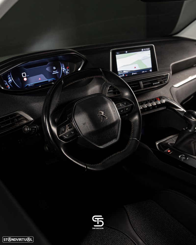 Peugeot 3008 1.2 PureTech Allure - 8