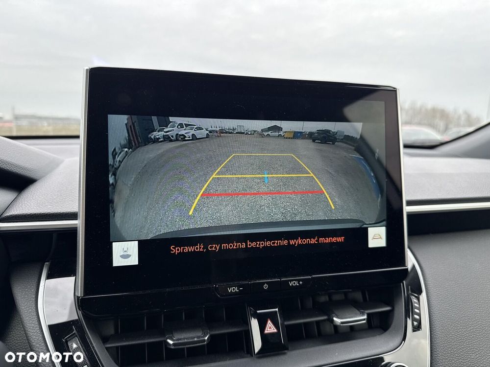 Toyota Corolla Cross - 19