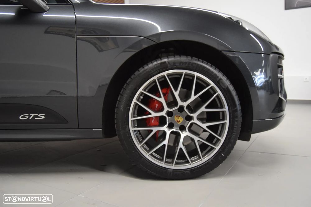 Porsche Macan GTS - 17