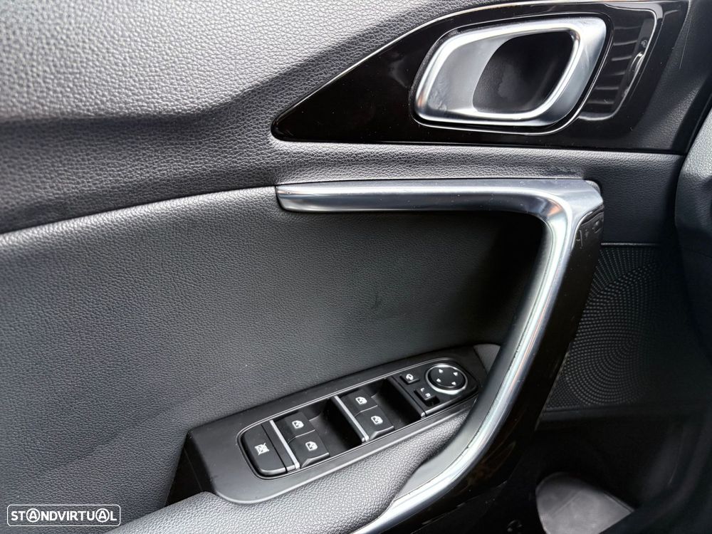 Kia ProCeed 1.4 T-GDI GT Line - 33