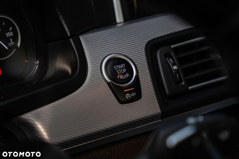 BMW Seria 5 530d xDrive - 21