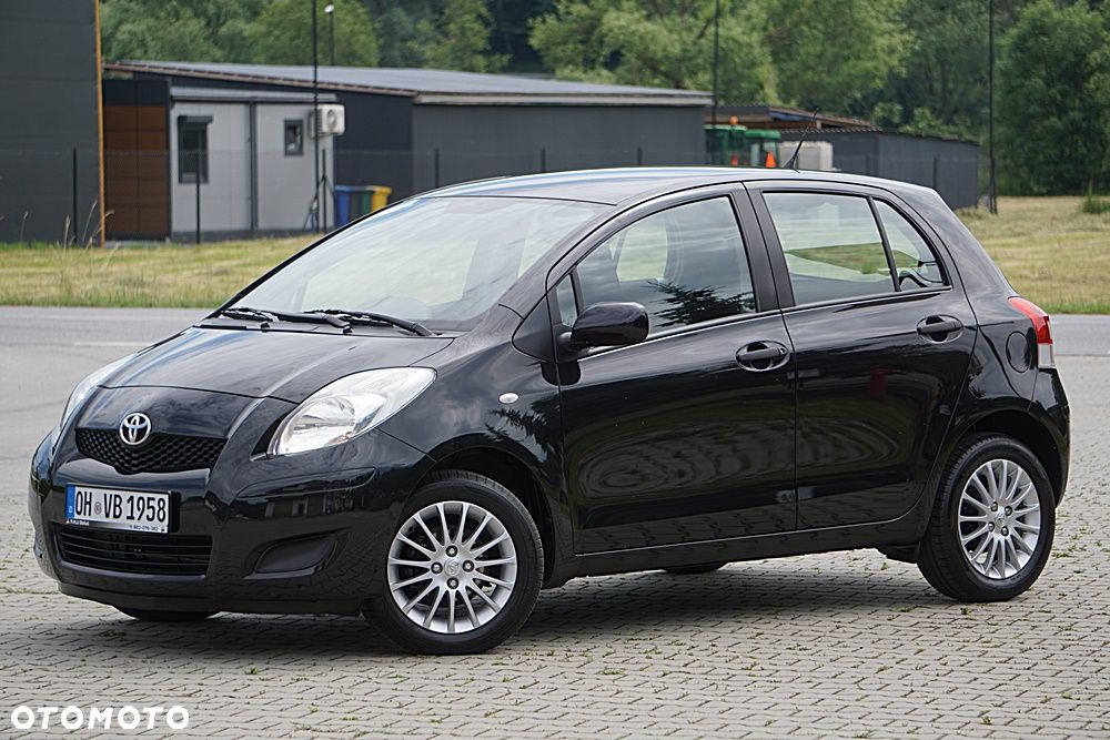 Toyota Yaris - 7