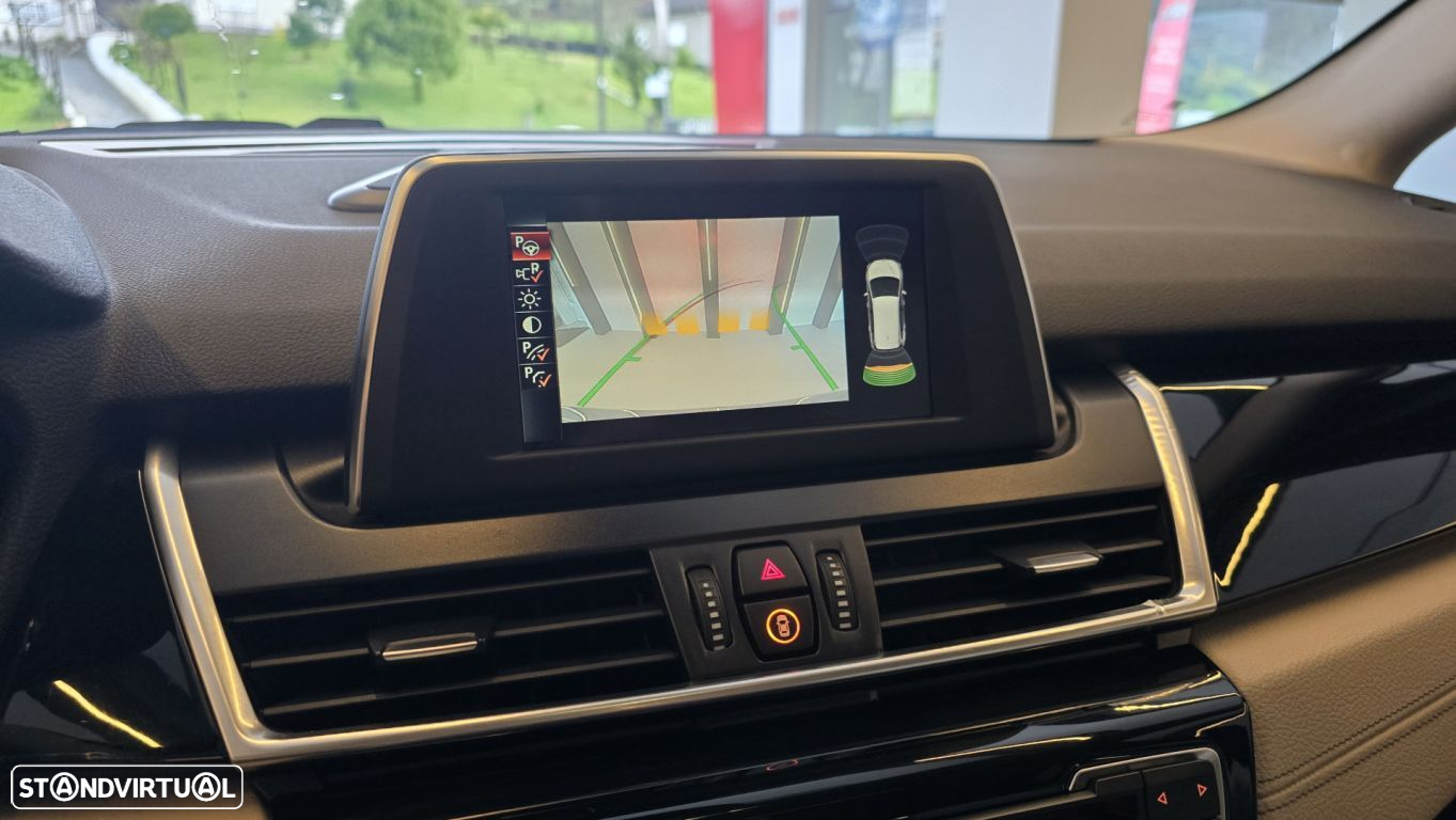 BMW 218 Gran Tourer d 7L Pack M Auto - 39