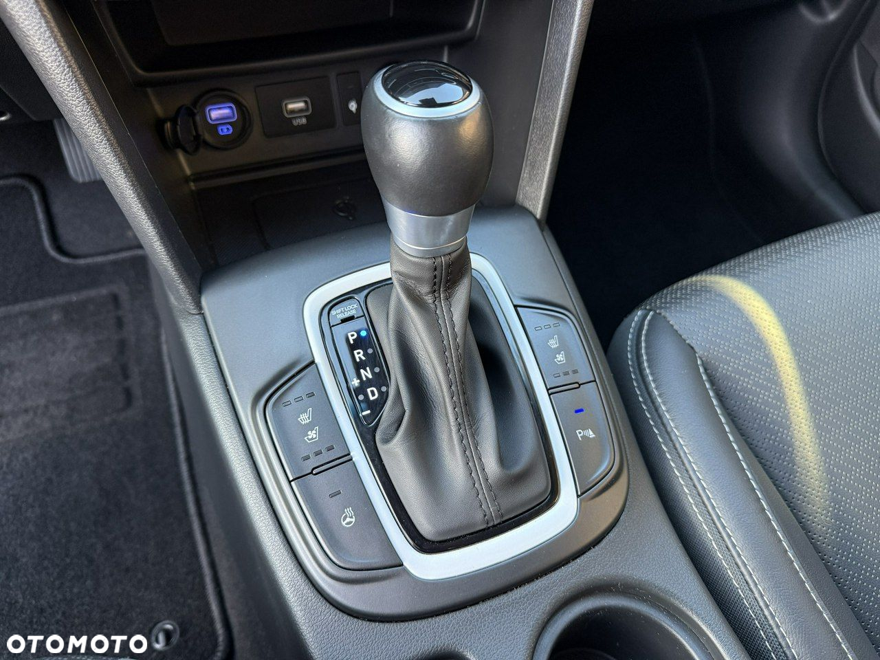 Hyundai Kona 1.6 GDI Hybrid Premium DCT - 20