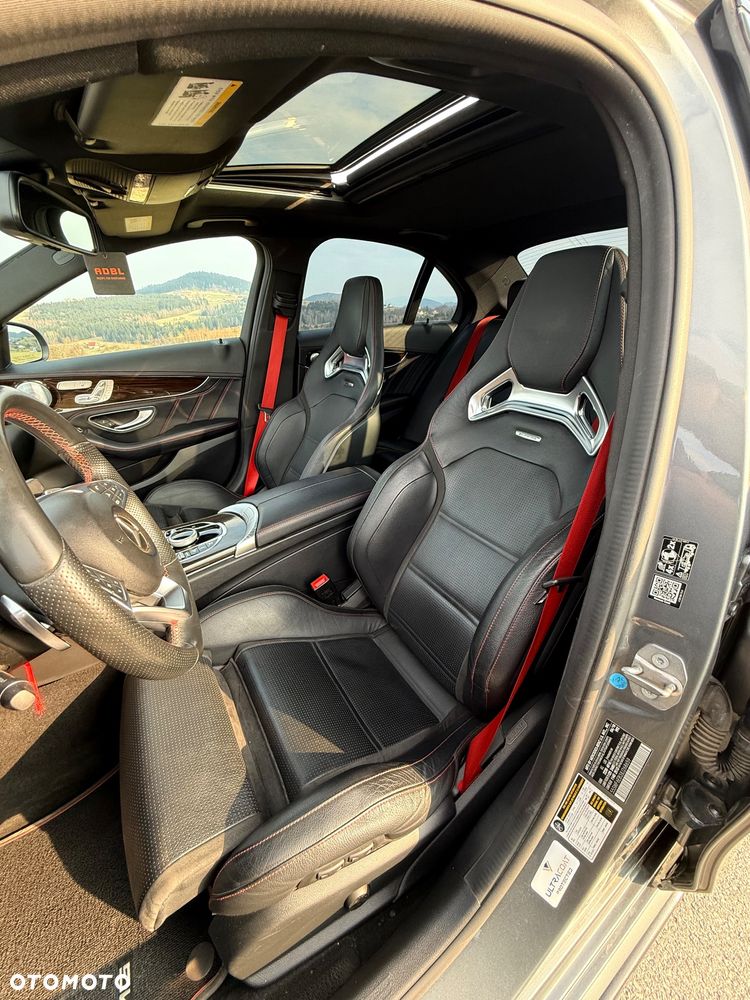 Mercedes-Benz Klasa C AMG 43 4-Matic - 19