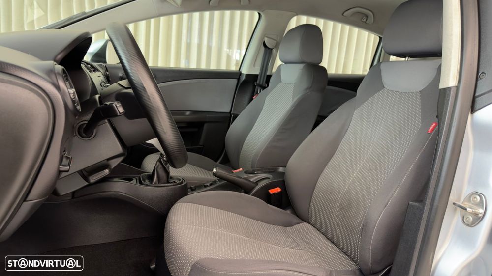 SEAT Leon 1.6 TDI Sport - 10