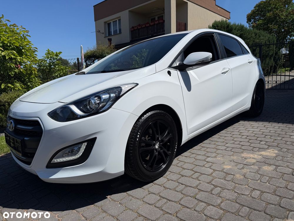Hyundai i30 blue 1.4 YES Gold - 33