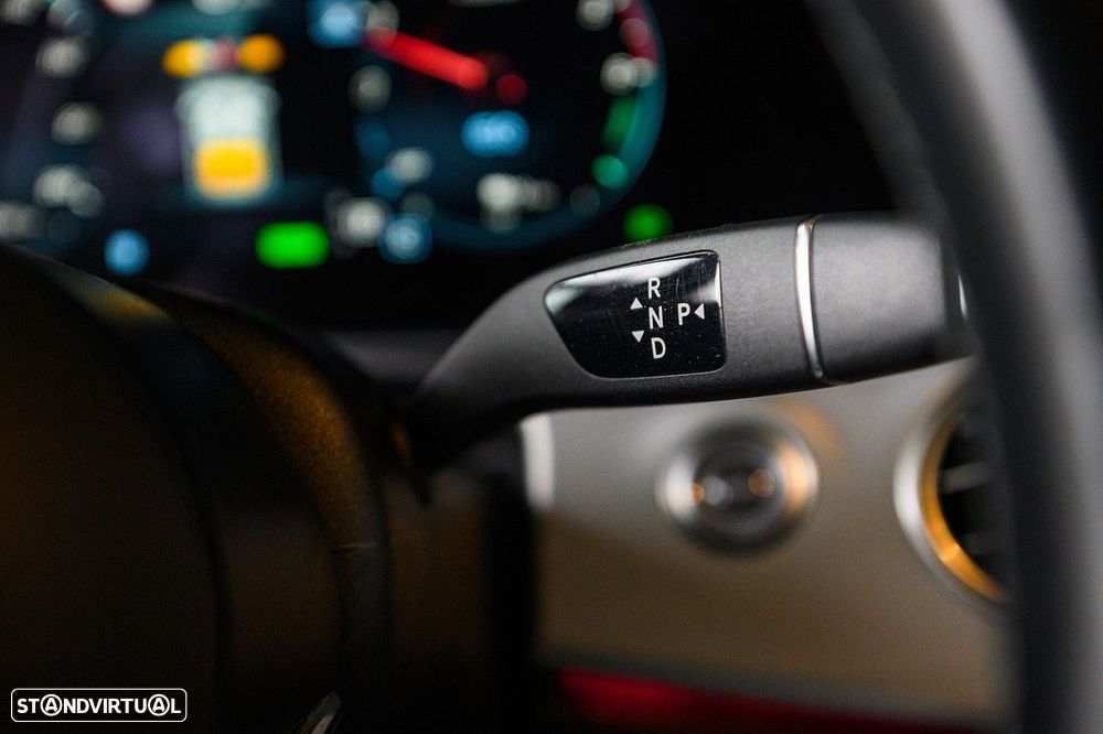 Mercedes-Benz E 300 de Avantgarde - 46