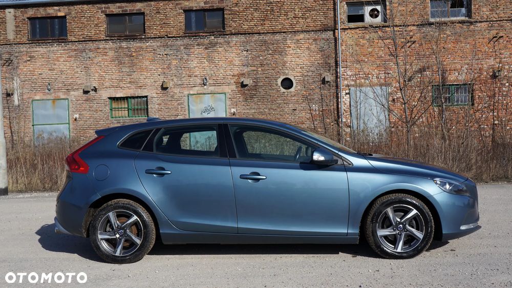 Volvo V40 D2 - 12