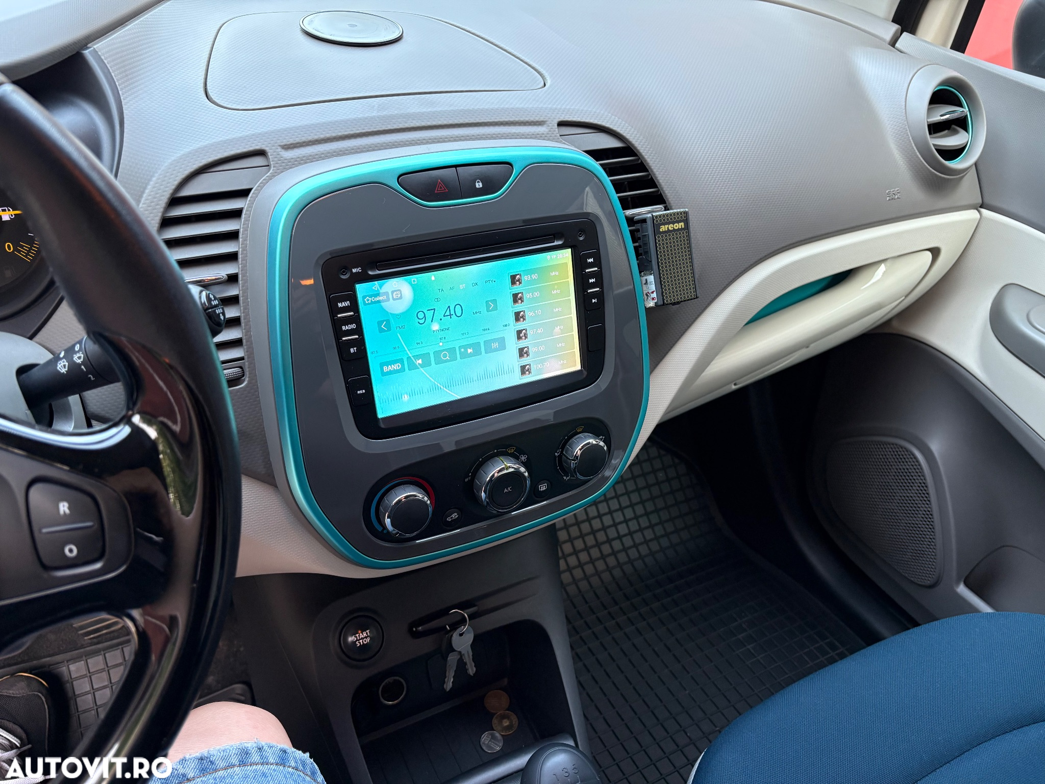 Renault Captur - 11