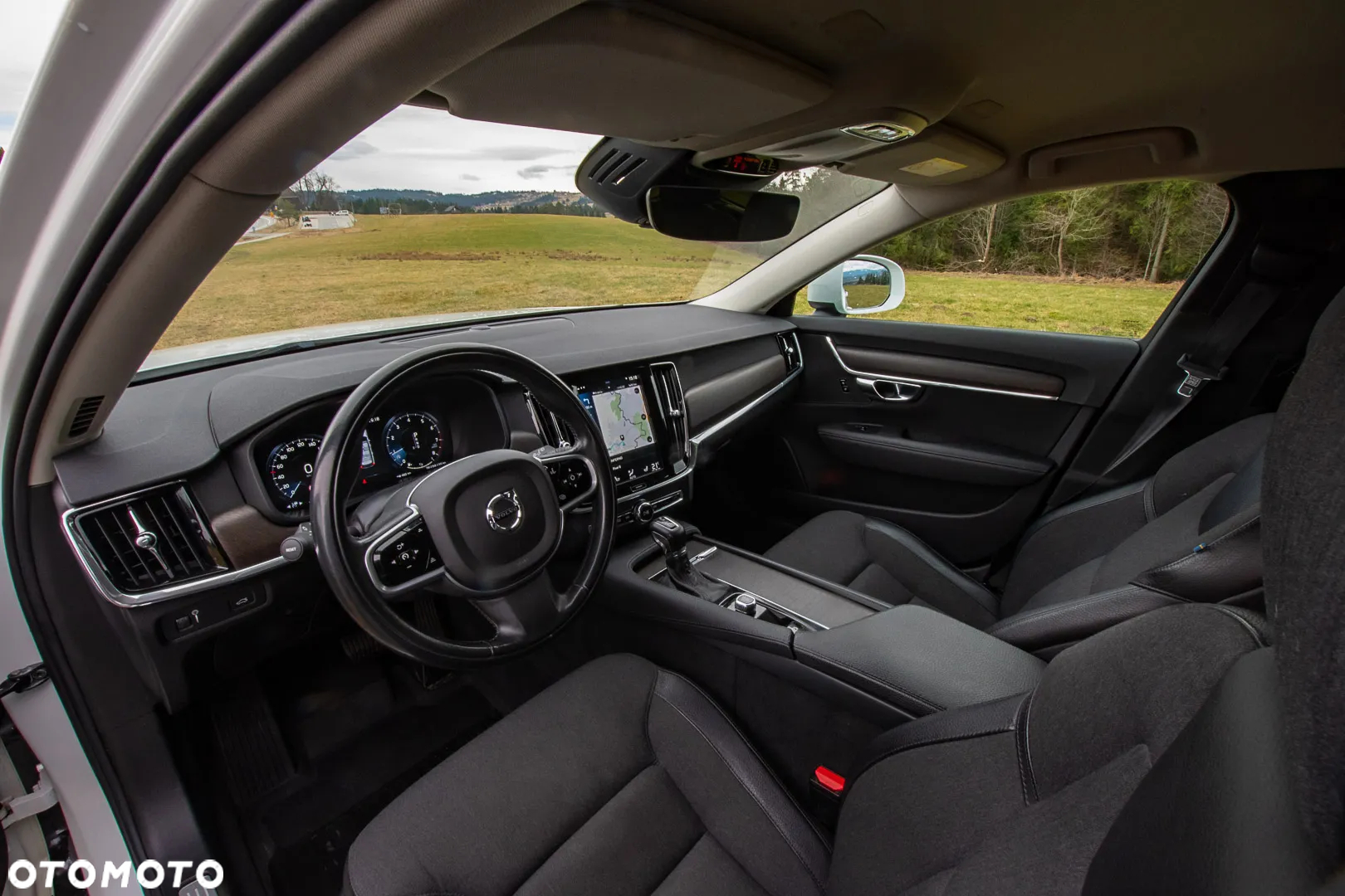 Volvo V90 Cross Country T5 AWD Geartronic - 25