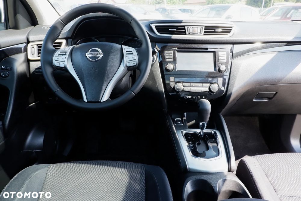 Nissan Qashqai 1.6 dCi Xtronic N-Connecta - 15