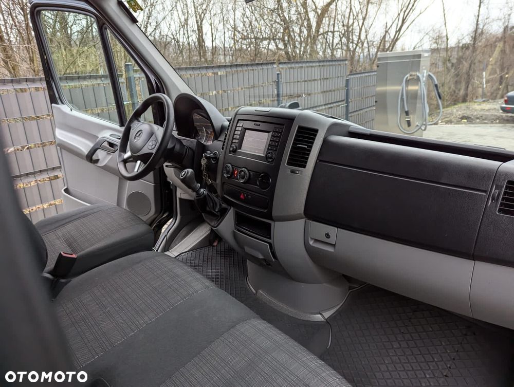 Mercedes-Benz Sprinter 319 CDI - 19