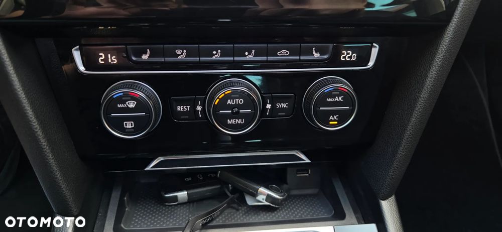 Volkswagen Passat Variant 2.0 TDI BMT Highline DSG - 31