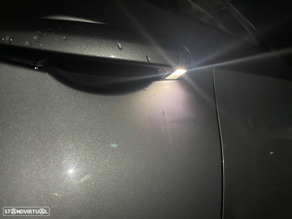 BMW 320 d Coupe - 16