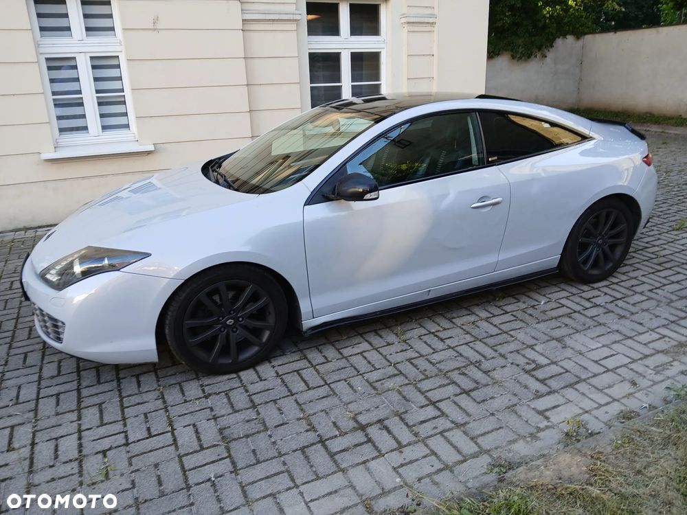 Renault Laguna 3.0 dCi V6 Initiale - 2