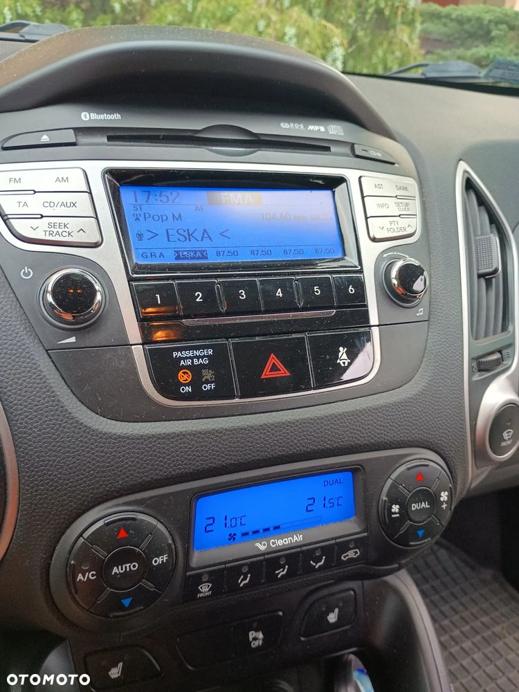 Hyundai ix35 1.7 CRDi 2WD blue Comfort - 2