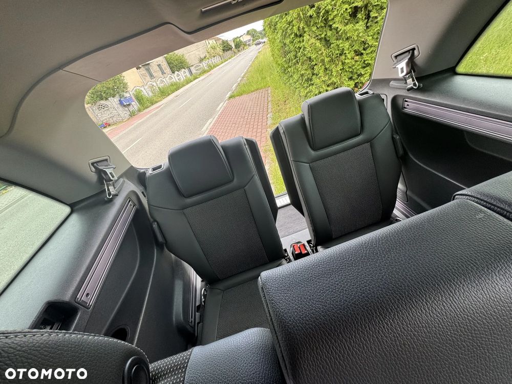 Opel Zafira 1.8 Cosmo - 16