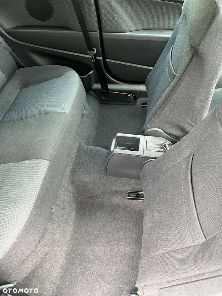 Opel Astra 1.6 Enjoy - 16