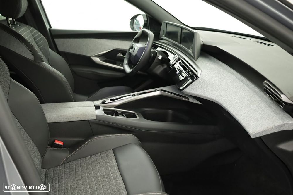 Peugeot 3008 1.2 Hybrid Allure e-DCS6 - 21