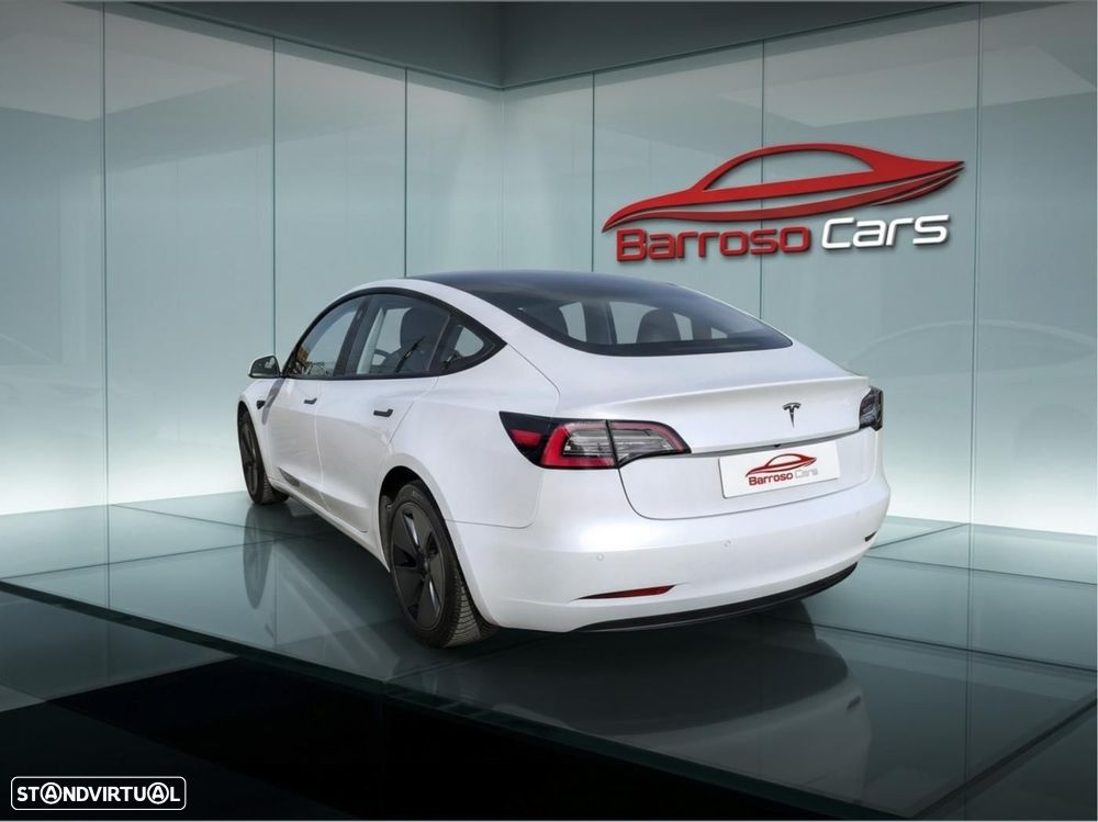 Tesla Model 3 Standard Range Plus RWD - 3