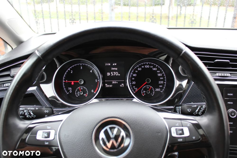 Volkswagen Touran 2.0 TDI BMT United - 11