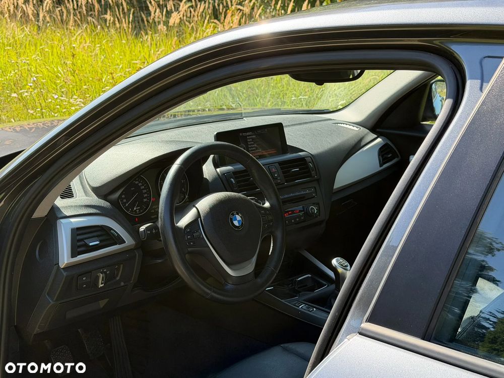 BMW Seria 1 125d - 15