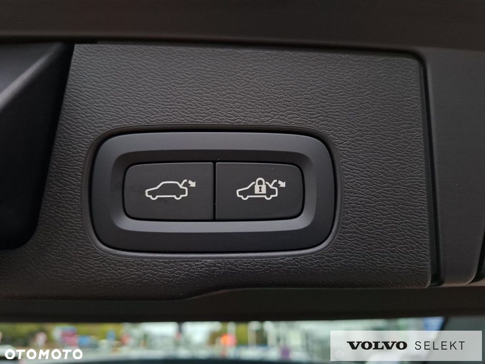 Volvo XC 60 - 32