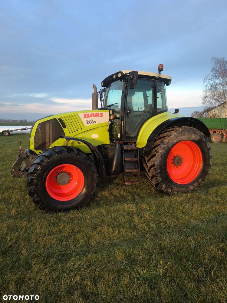 Claas Axion 820 - 1