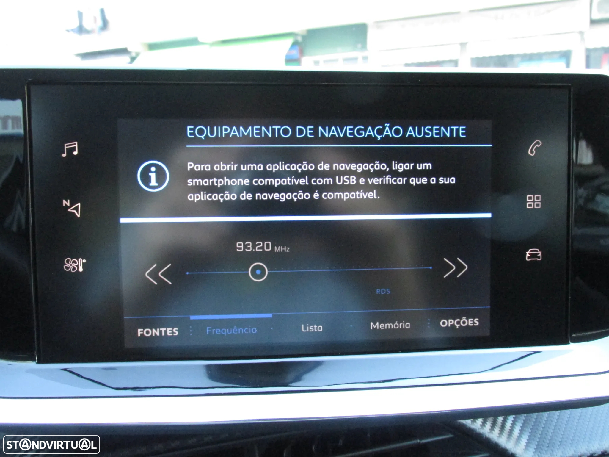 Peugeot 208 1.2 PureTech Active Pack - 28