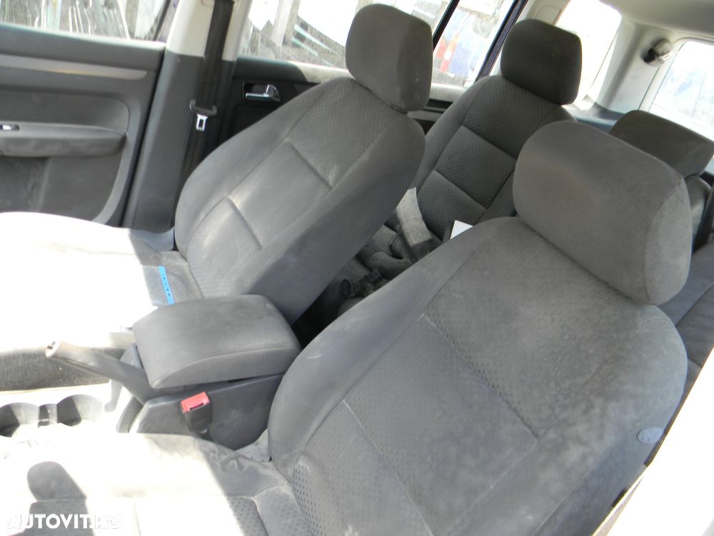 Dezmembrari  VW TOURAN (1T)  2003  > 2010 1.9 TDI Motorina - 13