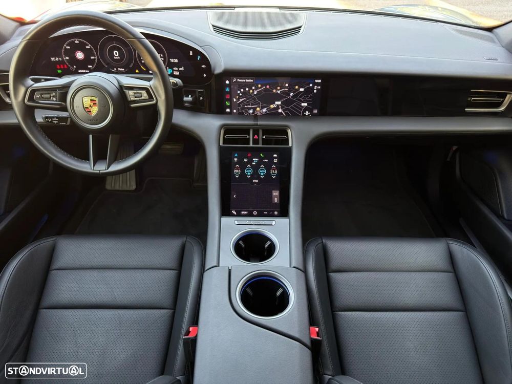 Porsche Taycan 4S - 28