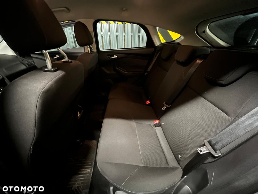 Ford Focus 1.5 EcoBoost Titanium ASS - 9