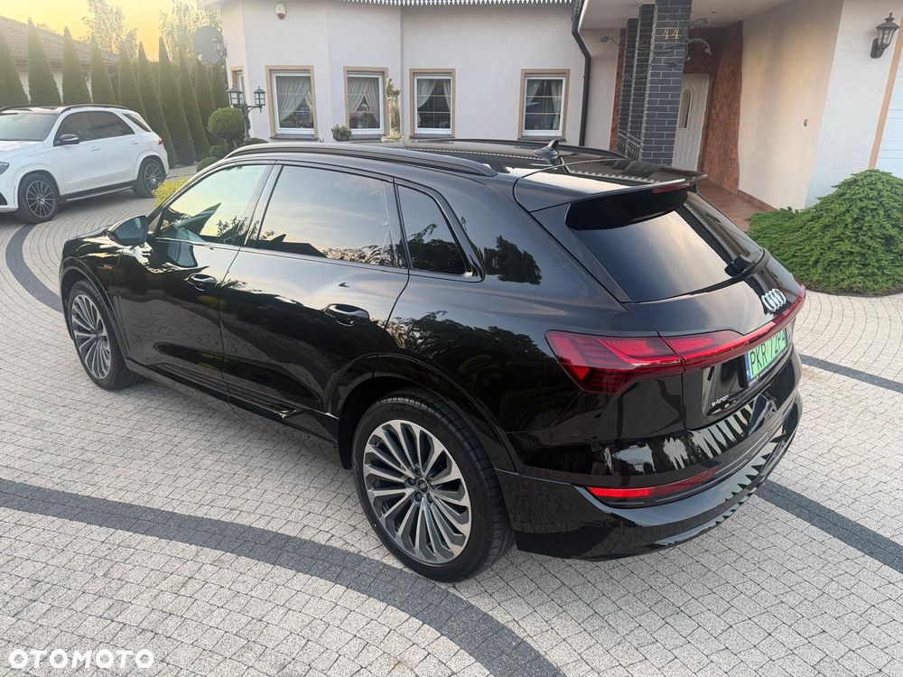 Audi e-tron 55 Quattro S Line - 4