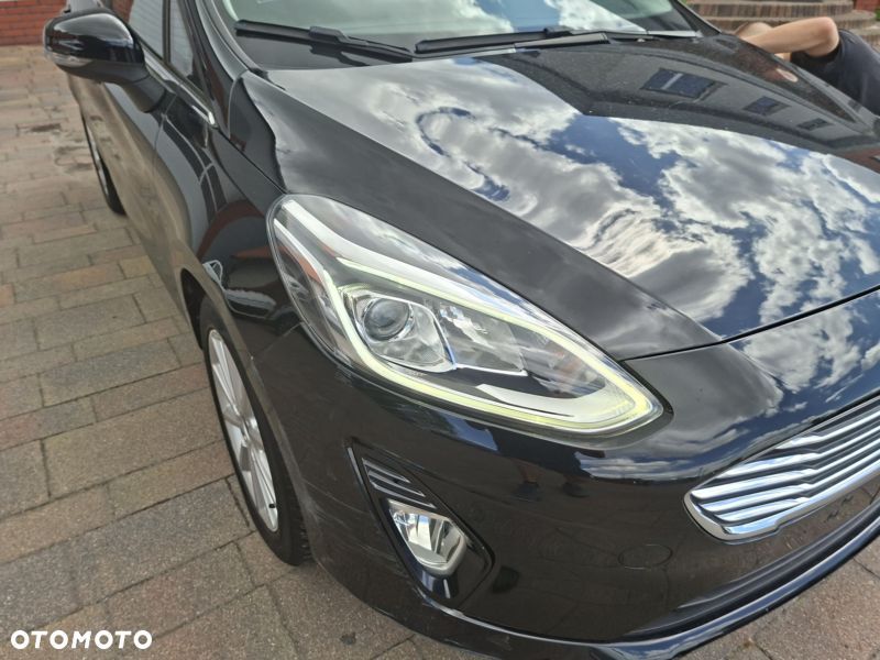Ford Fiesta 1.0 EcoBoost S&S TITANIUM - 10