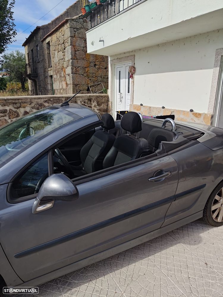 Peugeot 207 CC - 4