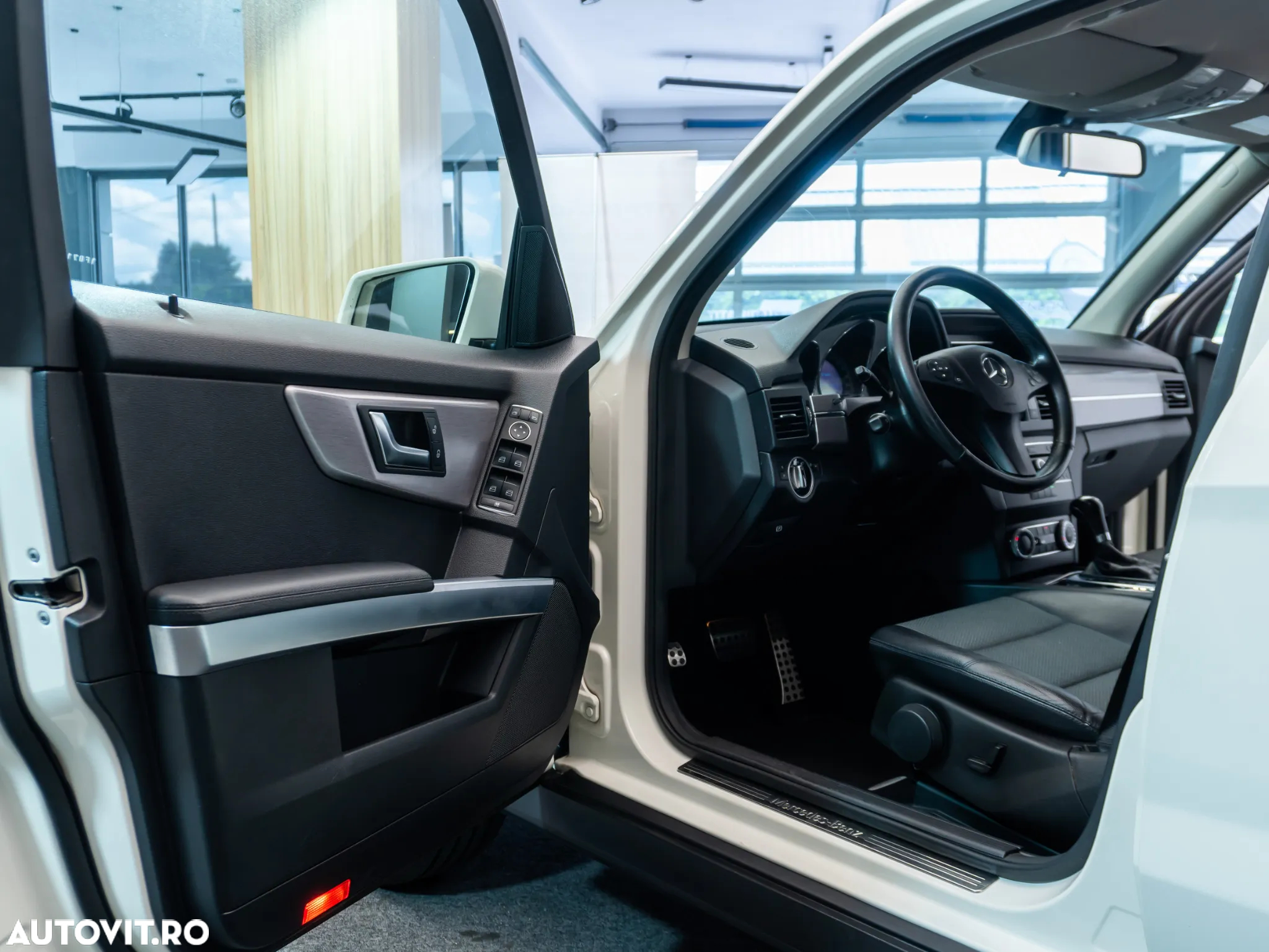 Mercedes-Benz GLK 220 CDI 4Matic (BlueEFFICIENCY) 7G-TRONIC - 20